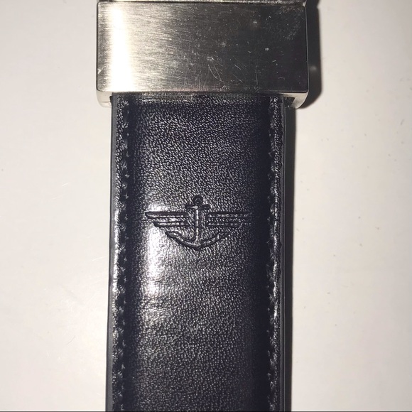 Dockers boys reversible belt, black/brown, silver tone buckle that twists - Picture 6 of 8
